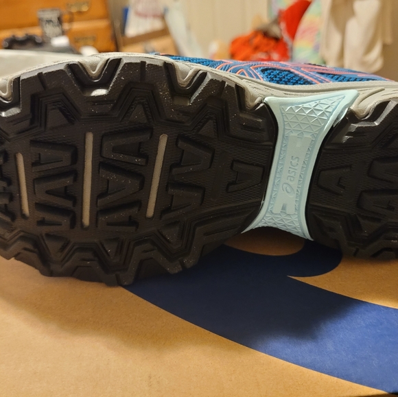 Asics sneakers - Picture 4 of 4